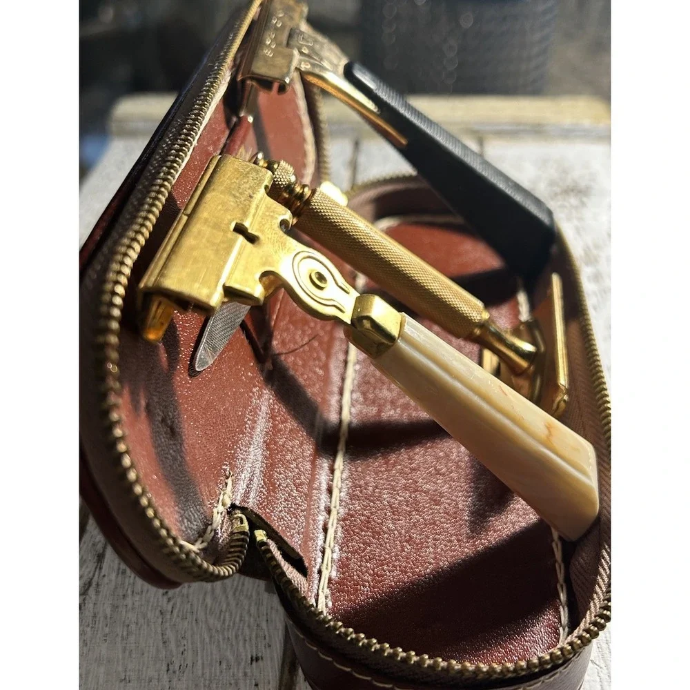 Vintage Hickok Commuter Leather Zip W/3 Old Gillette‎ Schick Razors Top Cowhide
